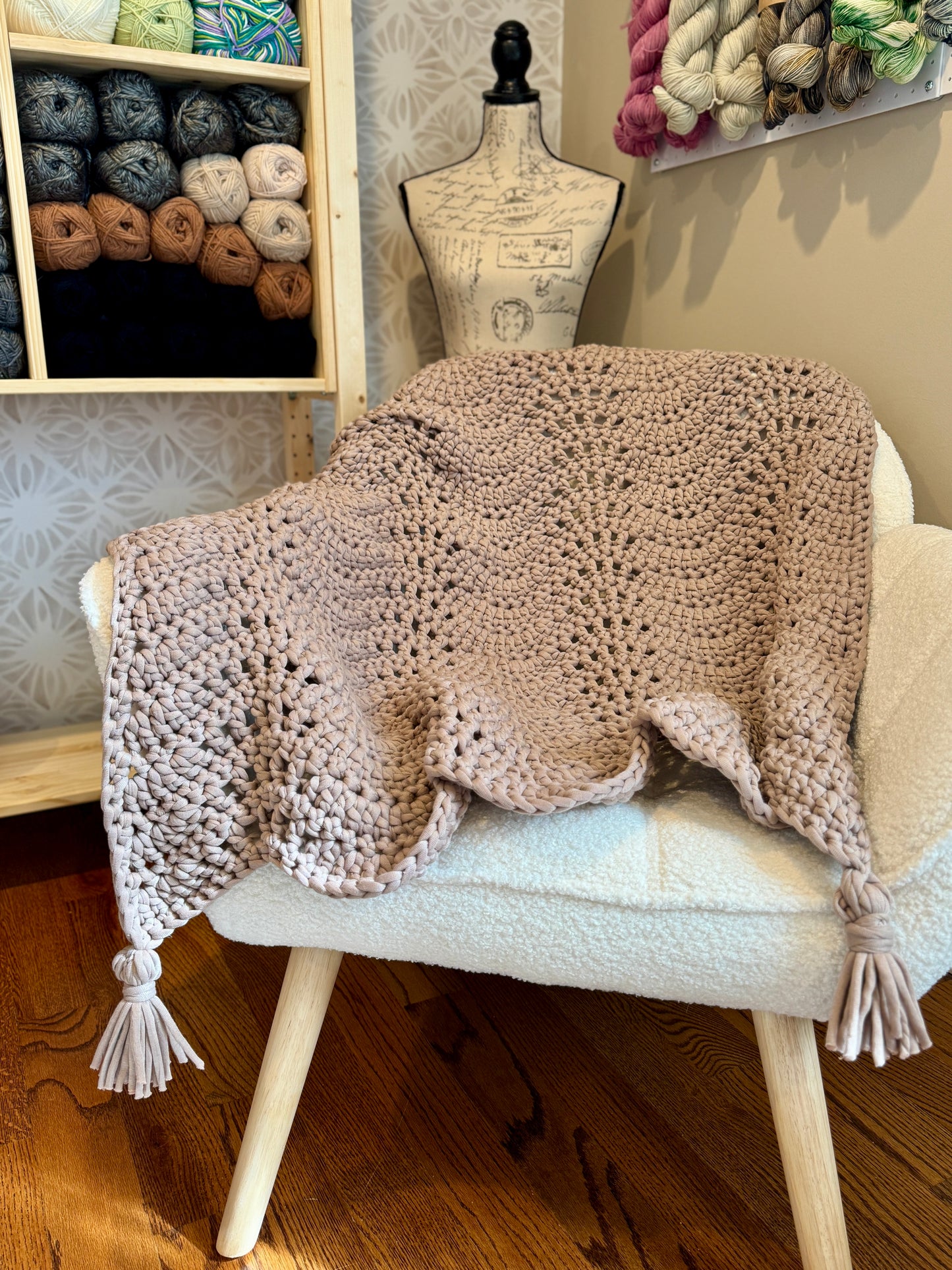Birch Lane Throw – Textured Crochet Blanket Pattern PDF | Cozy Throw