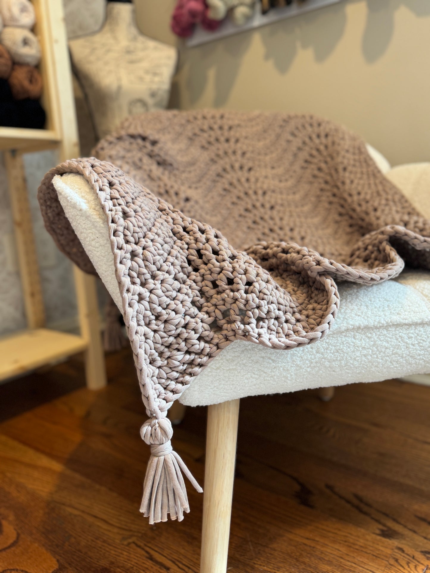 Birch Lane Throw – Textured Crochet Blanket Pattern PDF | Cozy Throw