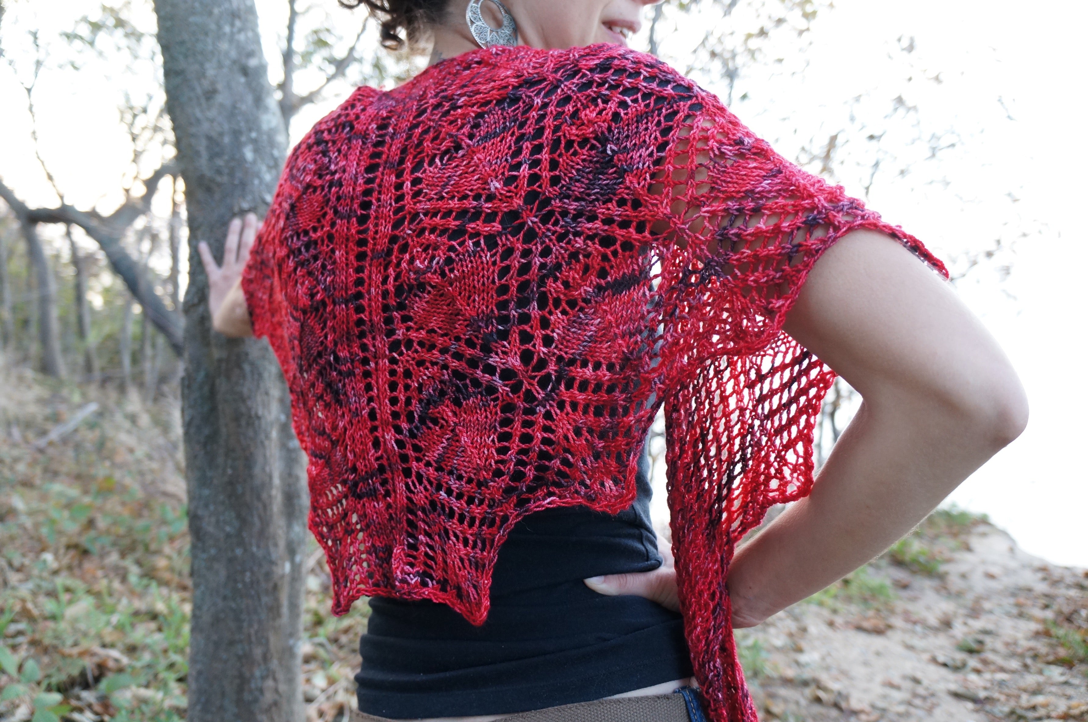 Red Queen Shawl - Fiddle Knits Designs