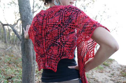 Red Queen Shawl – Knit Shawl Pattern | Lace Triangle Shawl | Fiddle Knits Designs