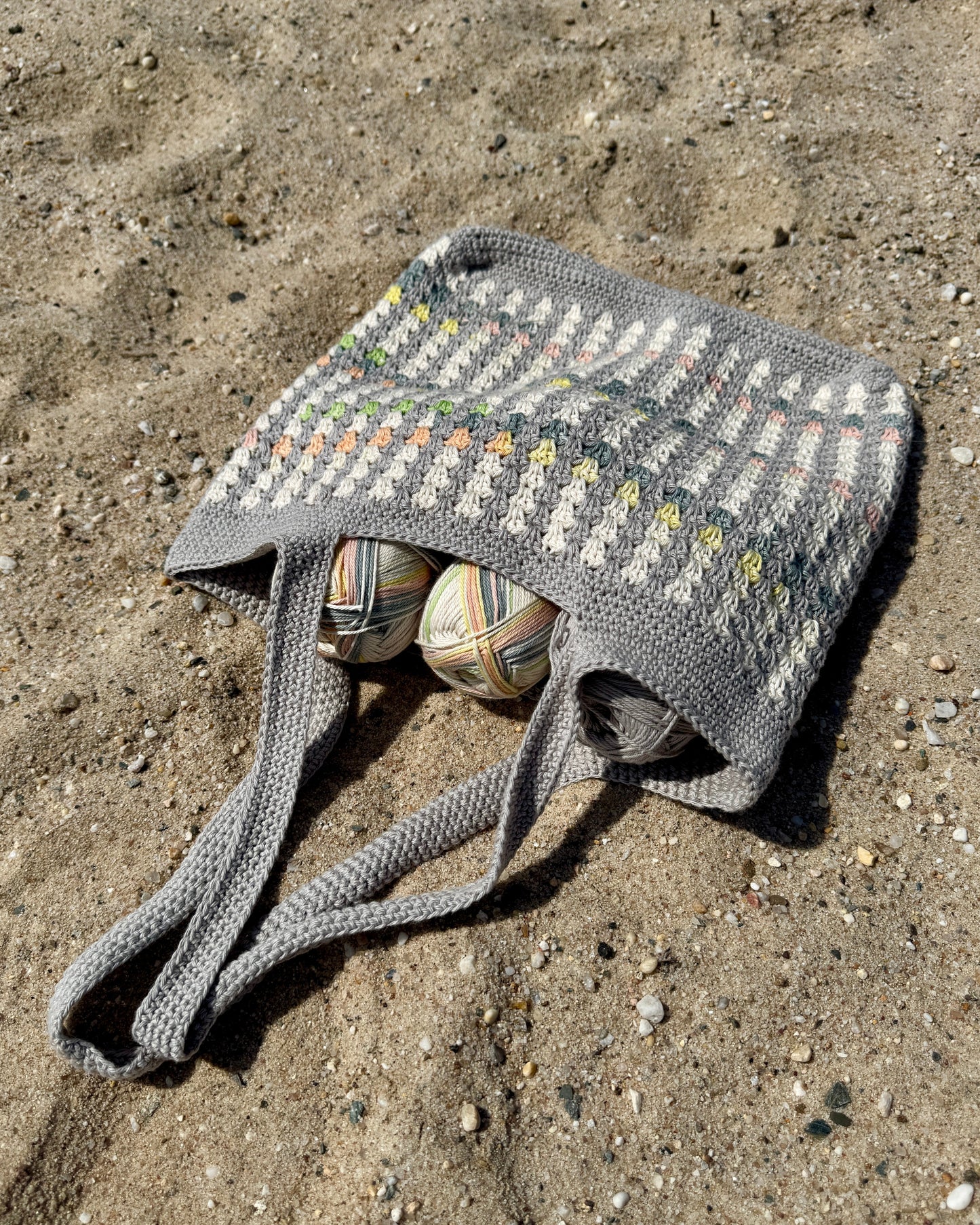 Saltaire Bag - Crochet Pattern