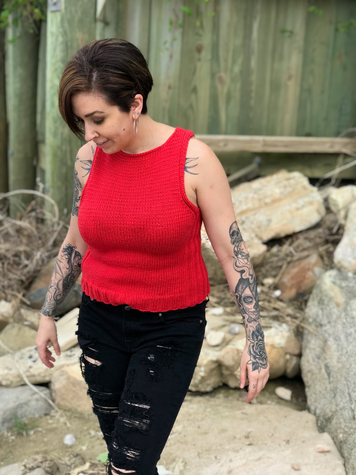 lightweight summer knit tank top – Avalon Tank free pattern