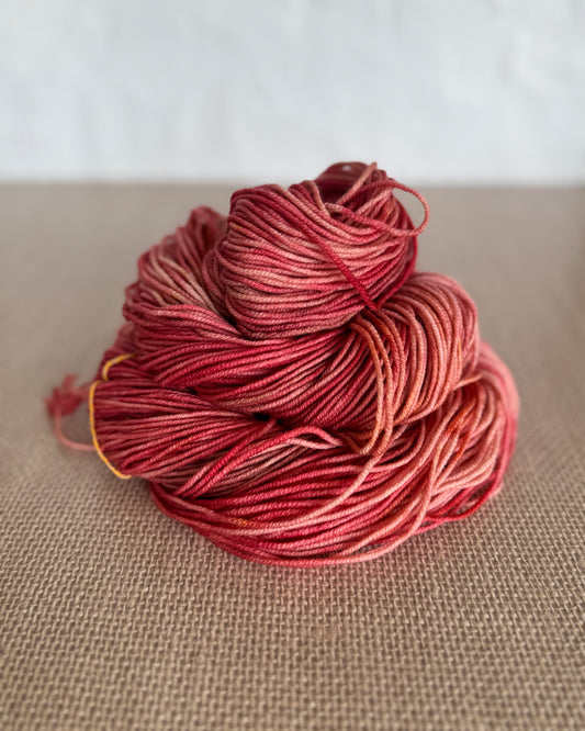 Honeycomb DK Yarn | WIld Rose