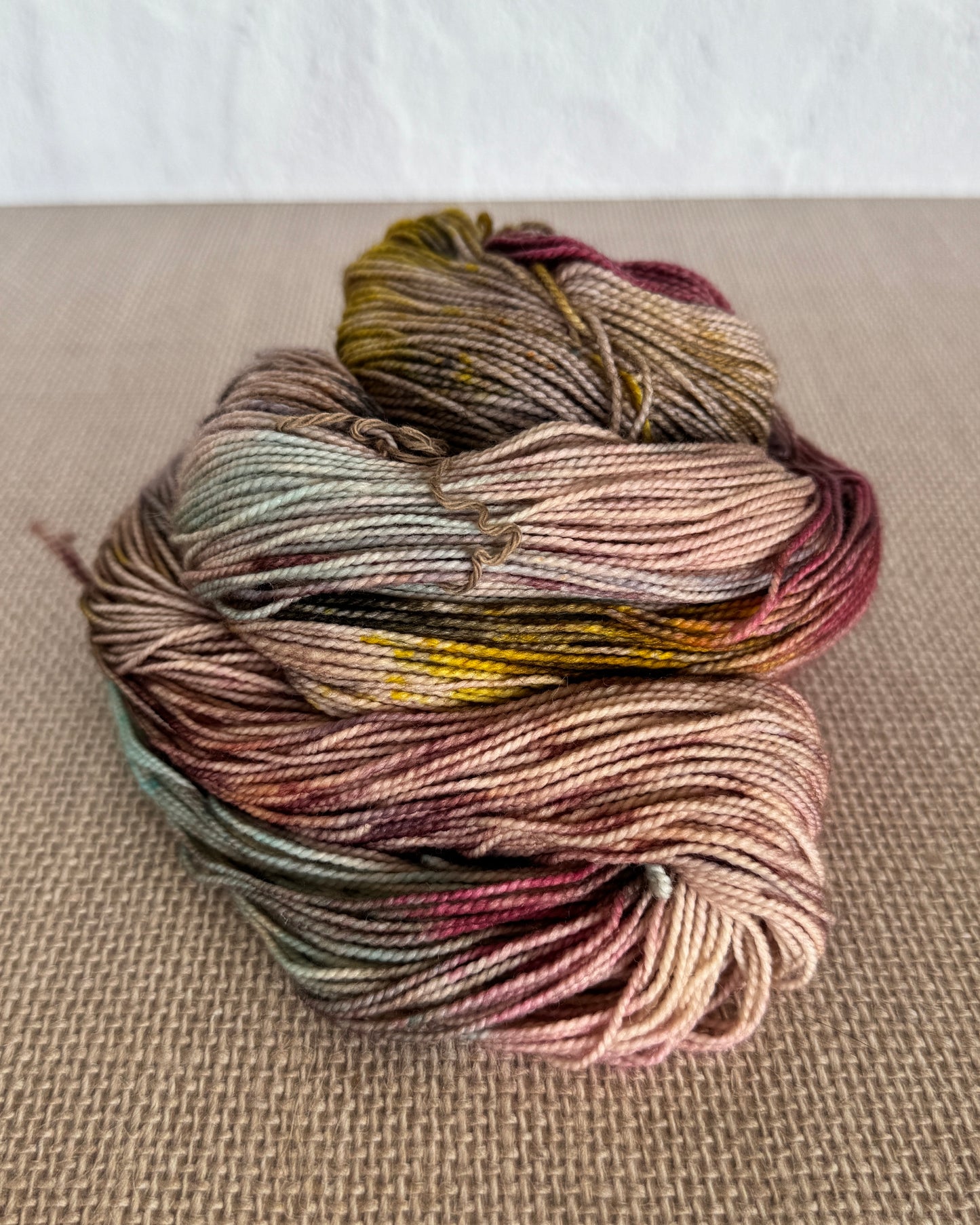 Acacia Sock Yarn | Plum Dust