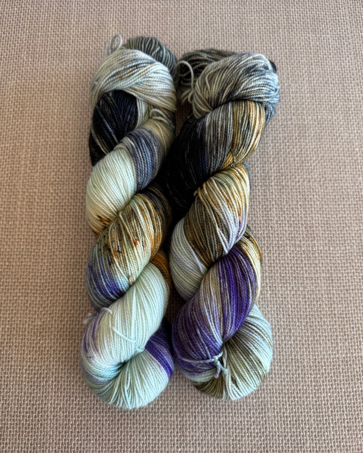 Acacia Sock Yarn | Mosslight