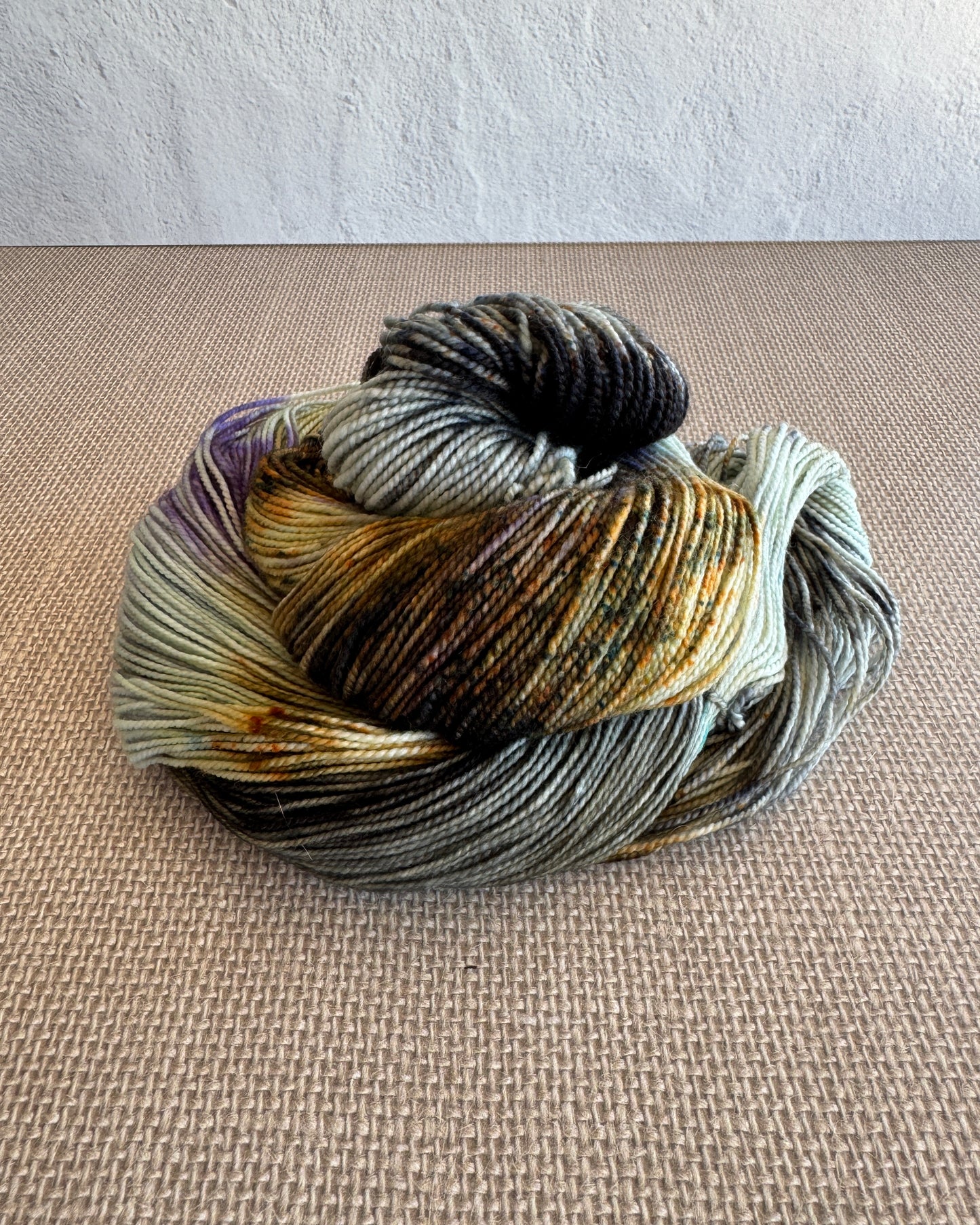 Acacia Sock Yarn | Mosslight