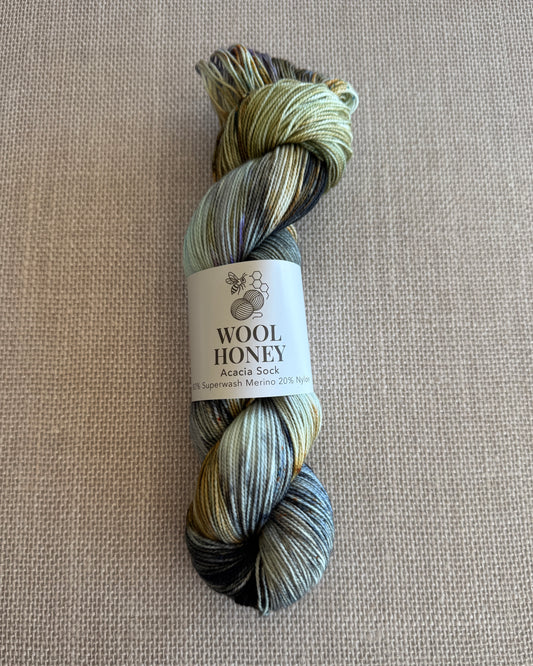 Acacia Sock Yarn | Mosslight