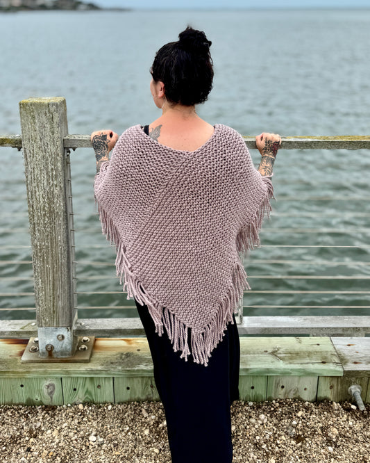 Niami Poncho Knitting Pattern – Beginner Super Bulky Knit