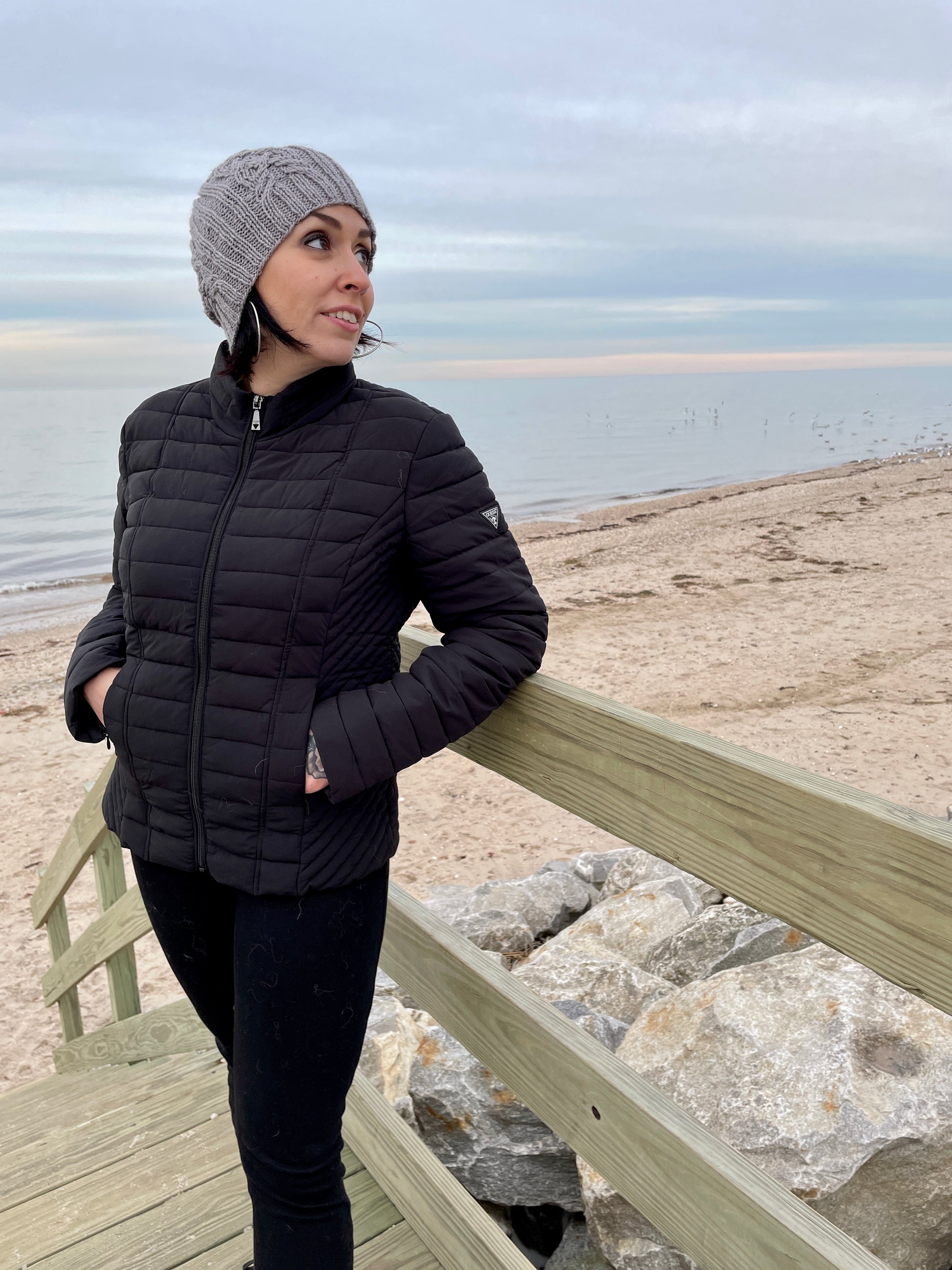 Dayum Hat – free knitting pattern in worsted weight yarn.